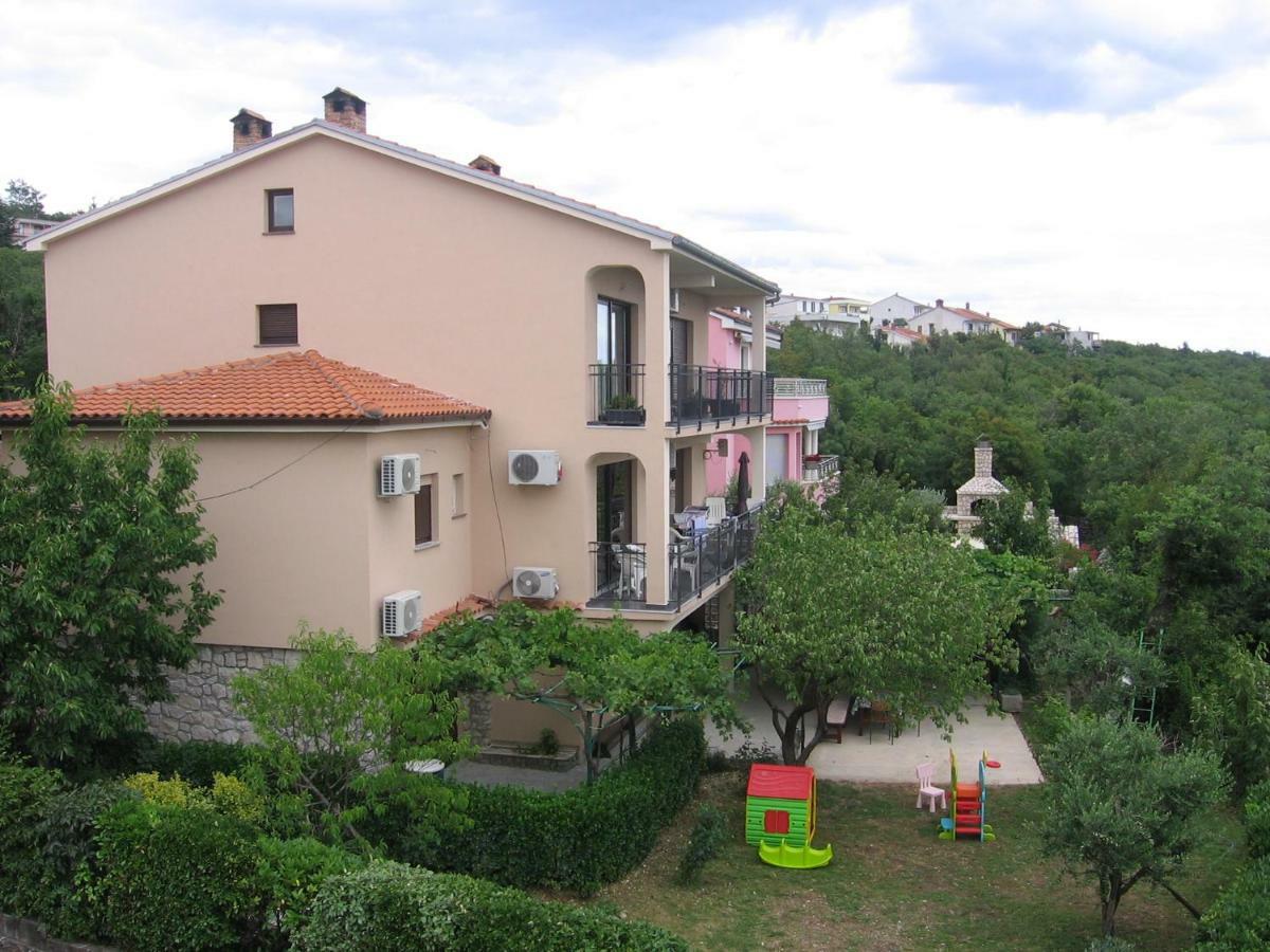 Apartman Valentic Appartement Jadranovo Buitenkant foto
